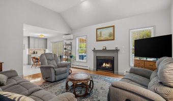 9 Homestead Ln, Brentwood, NH 03833