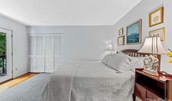 5 Hillcrest Rd E, Asheville, NC 28804
