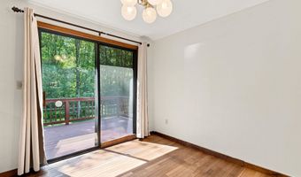 8 Bean Hill Rd, Belmont, NH 03220