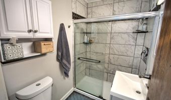 621 N LINWOOD Ave, Appleton, WI 54914