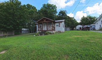 9 Sharp Rd, Athens, TN 37303