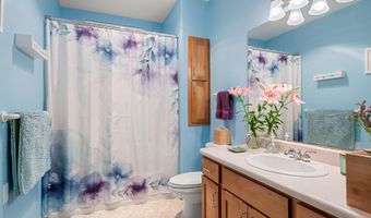 913 Mountain Meadows Cir, Ashland, OR 97520