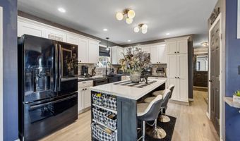 118 Briarwood Drive Ext, Bangor, ME 04401