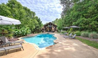 122 Shake Rag Cir NW, Adairsville, GA 30103