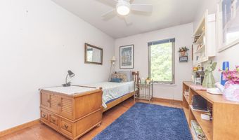 765 Peninsula Ct, Ann Arbor, MI 48105