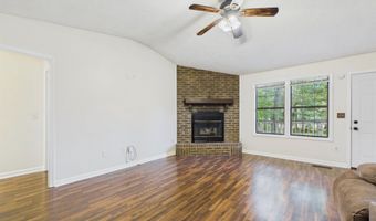 40 Chimney Rd, Batesville, AR 72501
