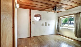 541 ATRISCO Dr NW, Albuquerque, NM 87105