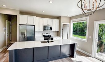 5820 Allerton Dr, Ames, IA 50014