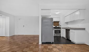 7753 PATRIOT Dr 54, Annandale, VA 22003