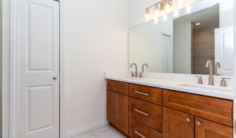 27632 Maryjane Ln E, Chesterfield, MI 48047