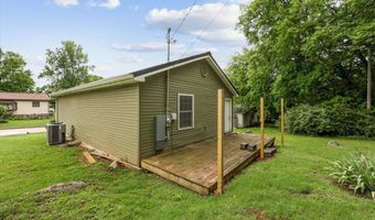 280 W Newcomen St, Alcoa, TN 37701