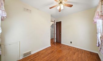 905 Sheffield Ave St, Adrian, MI 49221