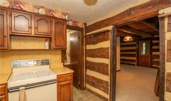 2909 Sanitarium Rd, Akron, OH 44312