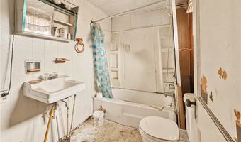 400 Wable Dr, Addison, PA 15540