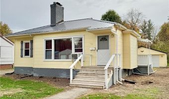 569 Broadway St, Austin, IN 47102