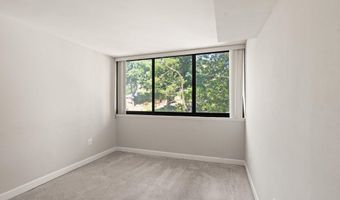 12 VAN DORN 405, Alexandria, VA 22304