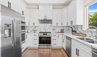 185 W Palm Dr, Arcadia, CA 91007