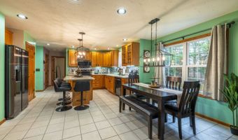 8850 Lavelle Rd, Athens, OH 45701