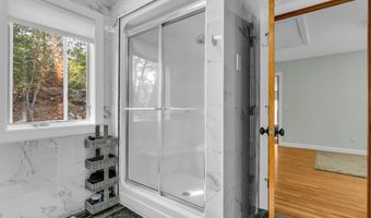 155 Stony Creek Rd, Branford, CT 06405