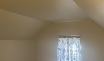 78 High St, Belfast, ME 04915
