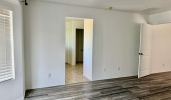 3340 S SUNLAND Dr, Chandler, AZ 85248