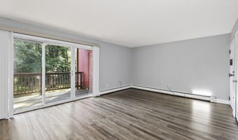 1109 Waterbury Rd APT 1A, Cheshire, CT 06410