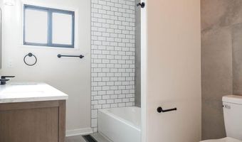 3017 Frontier Ave NE, Albuquerque, NM 87106