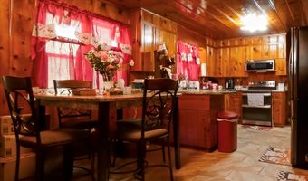 701 Smallee St, Alma, GA 31510