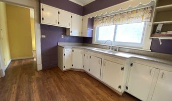 702 W St, Bedford, IN 47421