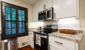 265 Great Oak Dr, Athens, GA 30605