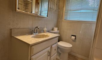 3935 Oak Ave, Altoona, PA 16601