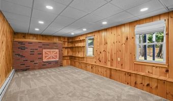 66 Mawney St, East Greenwich, RI 02818