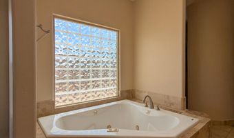 9804 BENTON St NW, Albuquerque, NM 87114