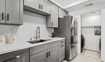 3520 Maricopa St 5, Torrance, CA 90503