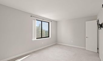12 VAN DORN 405, Alexandria, VA 22304