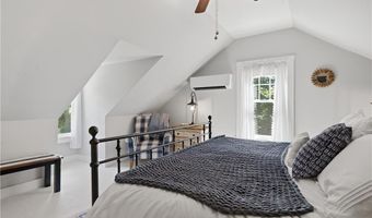 44 Old Great Rd, North Smithfield, RI 02896