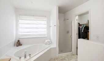 9061 Little Brook St, Anchorage, AK 99507