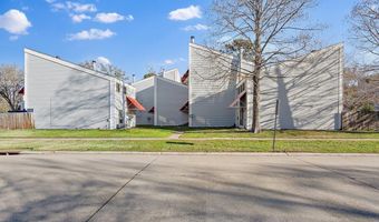 8437 E Cypress Point Ct, Baton Rouge, LA 70809
