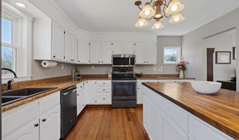 6891 E Hopewell Rd, Avilla, IN 46710