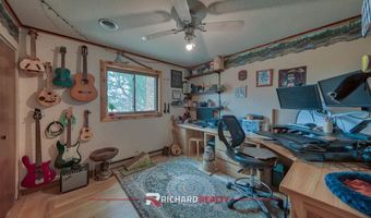 215 44th St N, Cody, WY 82414