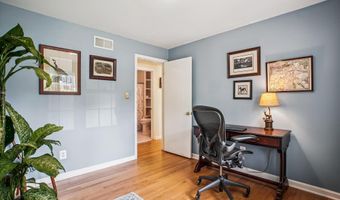 3818 N RIDGEVIEW Rd, Arlington, VA 22207