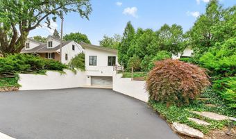 1980 Hillside Dr, Columbus, OH 43221