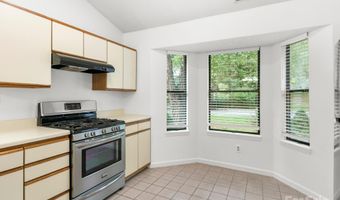 111 Cimarron Dr, Asheville, NC 28803