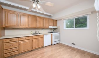540 Sherman Ave, Belford, NJ 07718