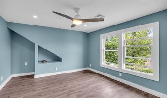 590 Lloyd Rd, Aberdeen, NJ 07747