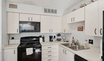 385 WOODSIDE Dr 108, Altamonte Springs, FL 32701