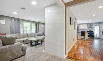 488 Mill St, Amherst, NY 14221