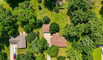 204 E Madison Dr, Polk City, IA 50226