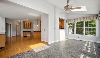 19925 AUGUSTA VILLAGE Pl, Ashburn, VA 20147