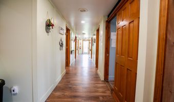 875 Hammond St, Bangor, ME 04401